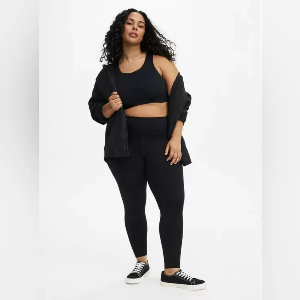 Torrid NWOT Tru By Torrid Full Length Side Pocket Active Leggings - Picture 4 of 9